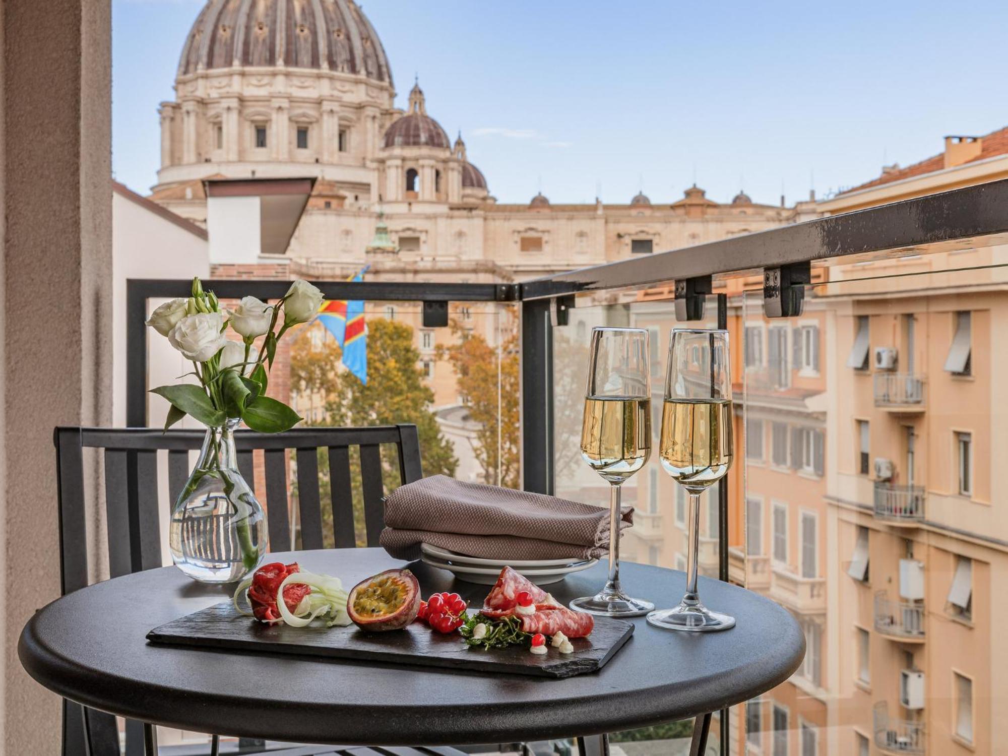 Starhotels Michelangelo Roma Esterno foto